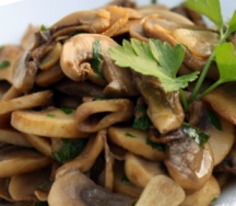 Low-Calorie Sautéed Button Mushrooms with Parsley Recipe