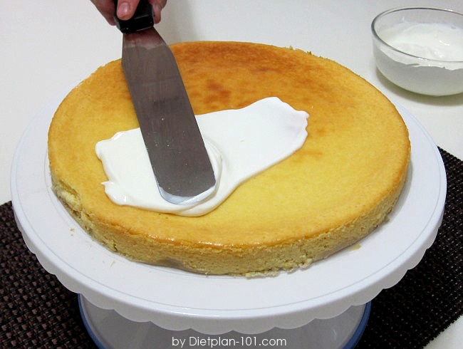 crustless-cheesecake-sourcream-spread