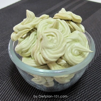 Japanese Green Tea Meringue Cookies Recipe
