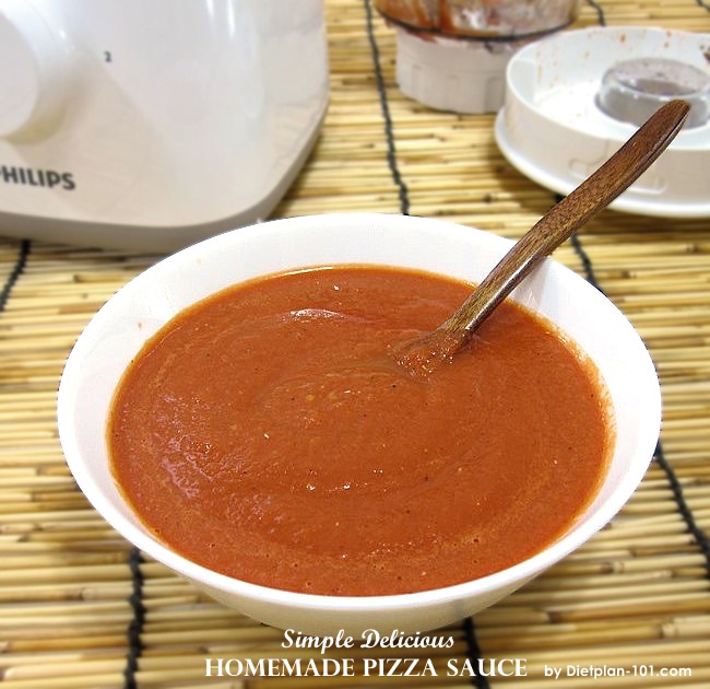 homemade-pizza-sauce-bowl