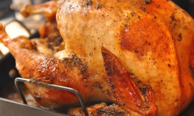 Roasted Whole Turkey with Low-Fat Bread Sauce (Dukan Diet PP Consolidation Recipe)