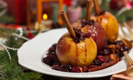 Simple Baked Apple with Cinnamon Recipe